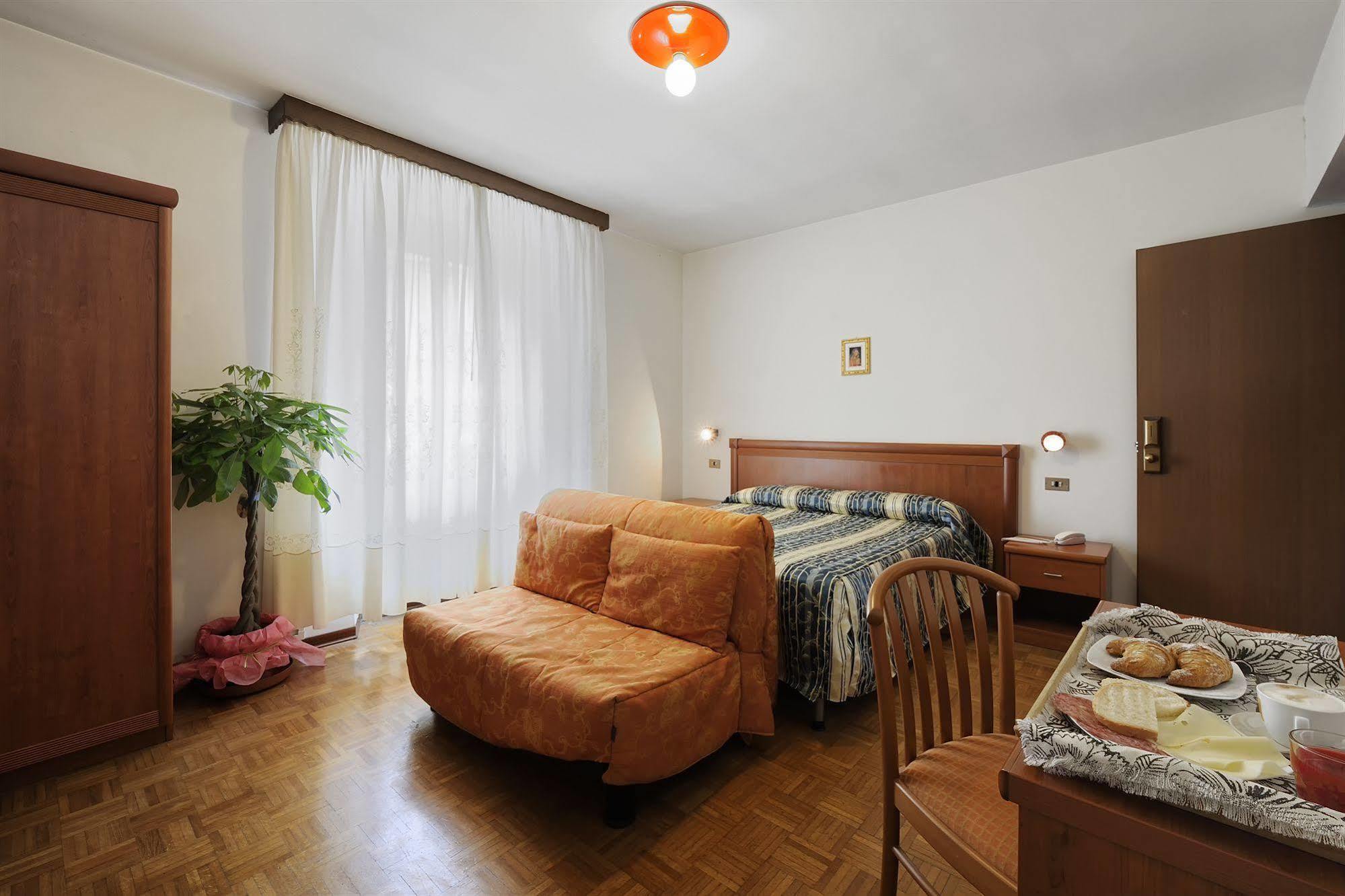 Hotel Bertusi Porretta Terme Eksteriør billede