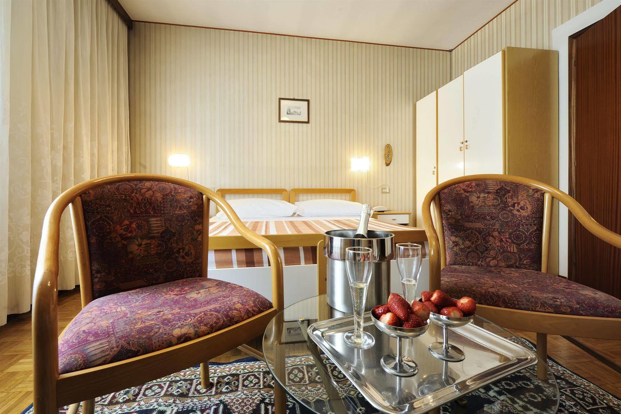 Hotel Bertusi Porretta Terme Eksteriør billede