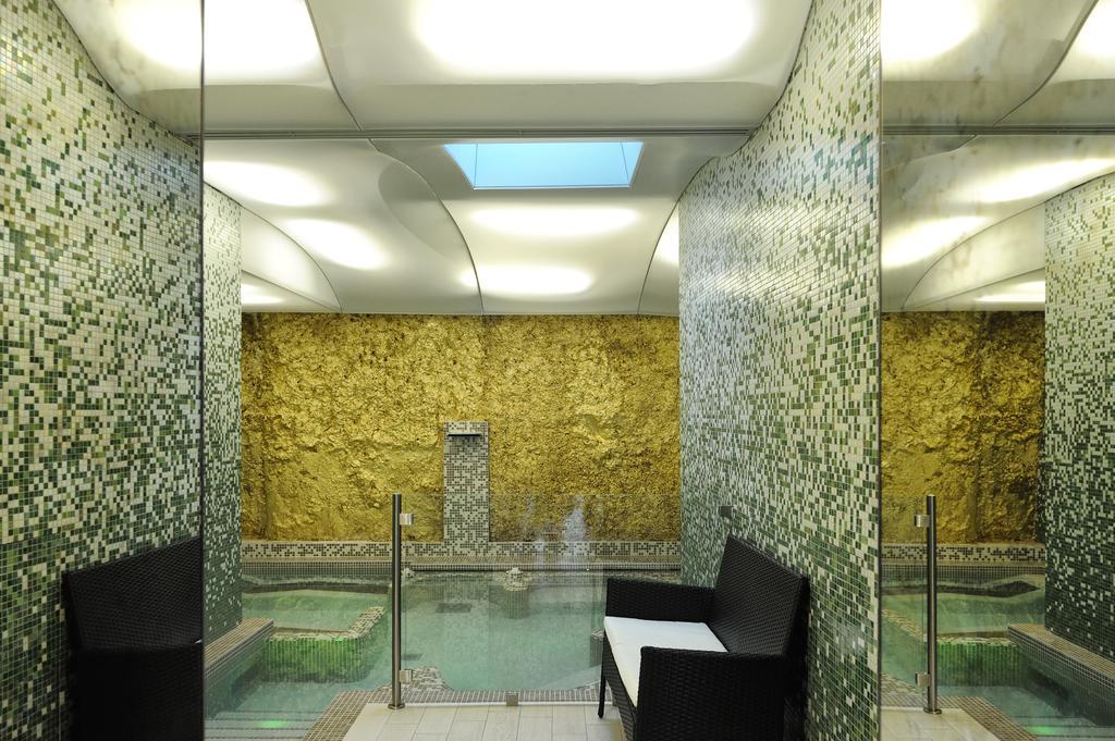 Hotel Bertusi Porretta Terme Eksteriør billede